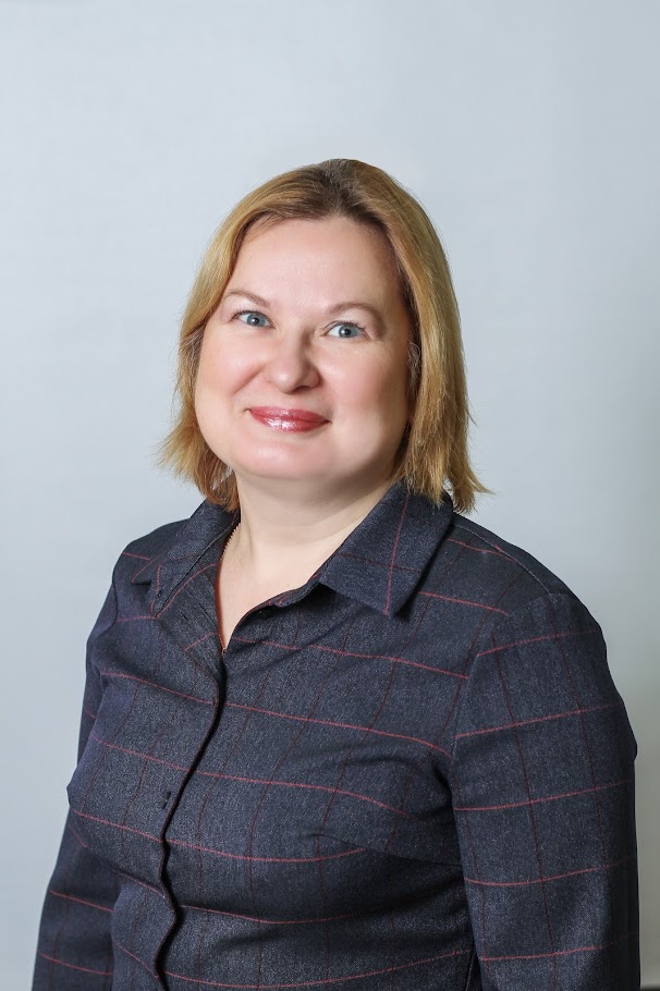 Чуруксаева Елена Юрьевна.